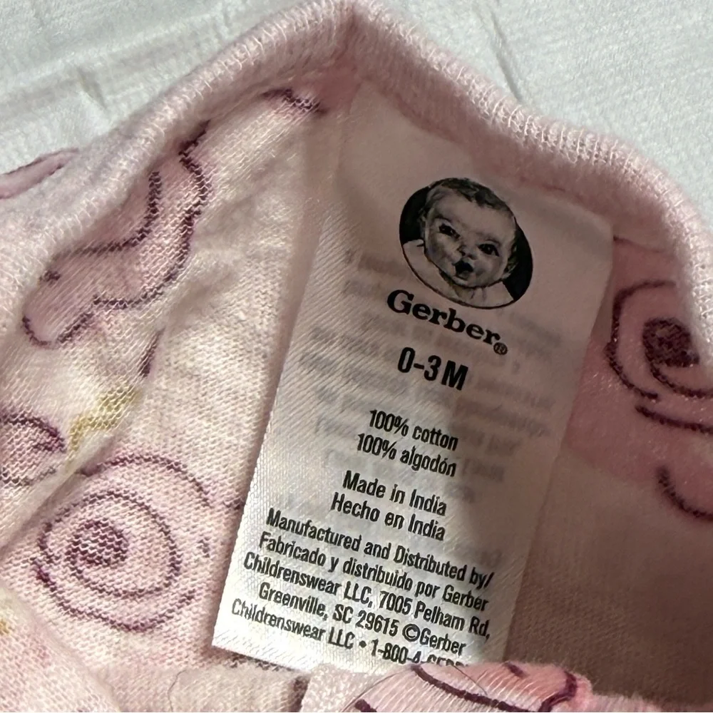 Gerber Pink Floral Baby Girl Footie Pajamas Onesie Size 0-3 Months